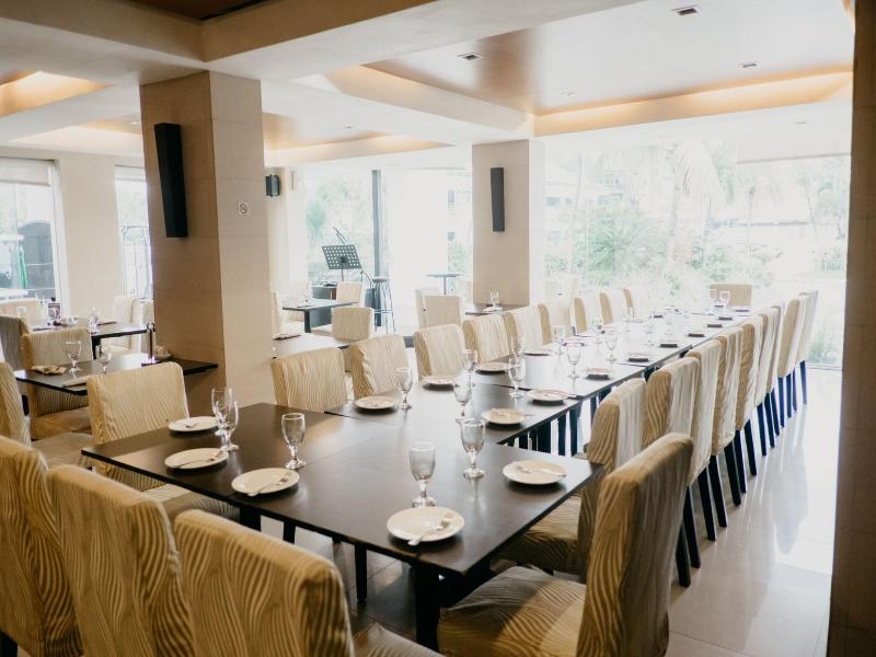 East Asia Royale Hotel image