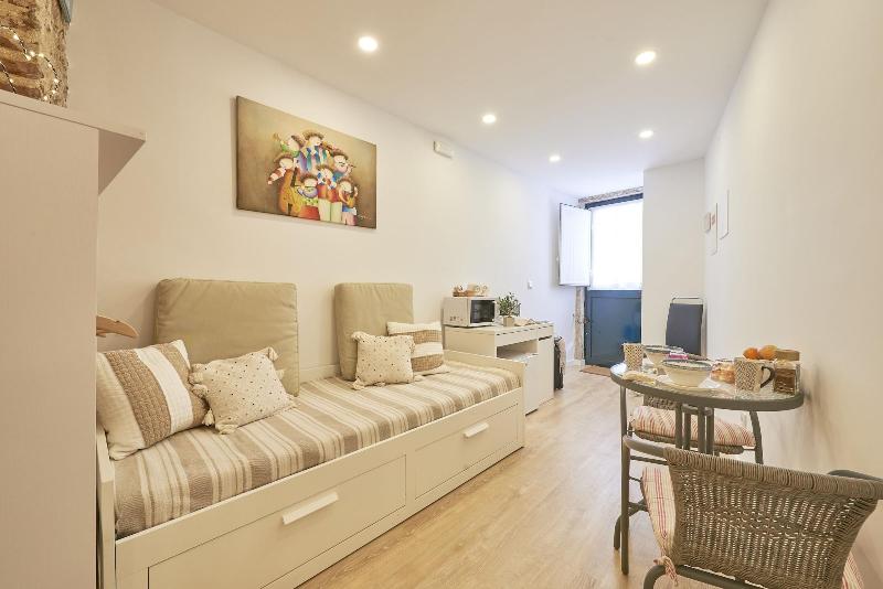 Lisbon Inn Bica Suites image