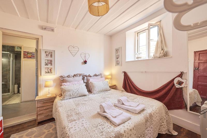 Lisbon Inn Bica Suites image