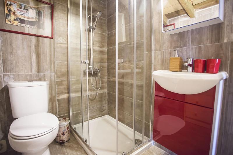 Lisbon Inn Bica Suites image