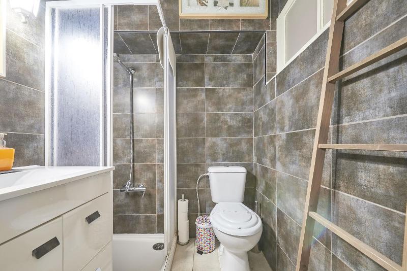 Lisbon Inn Bica Suites image