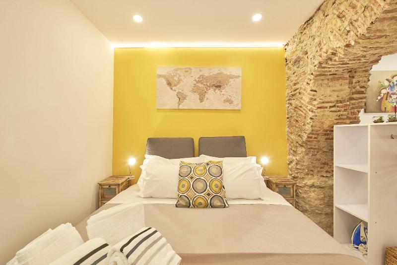 Lisbon Inn Bica Suites image