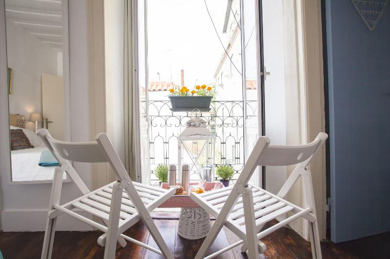 Lisbon Inn Bica Suites image