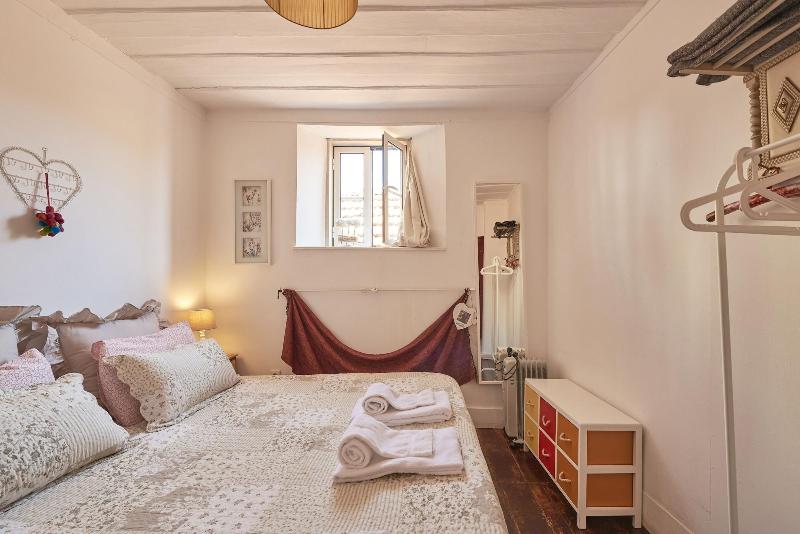 Lisbon Inn Bica Suites image