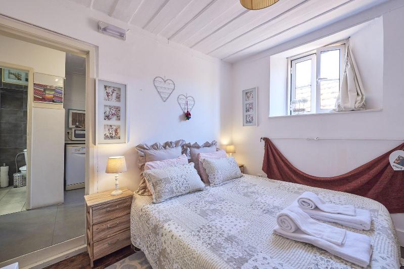 Lisbon Inn Bica Suites image
