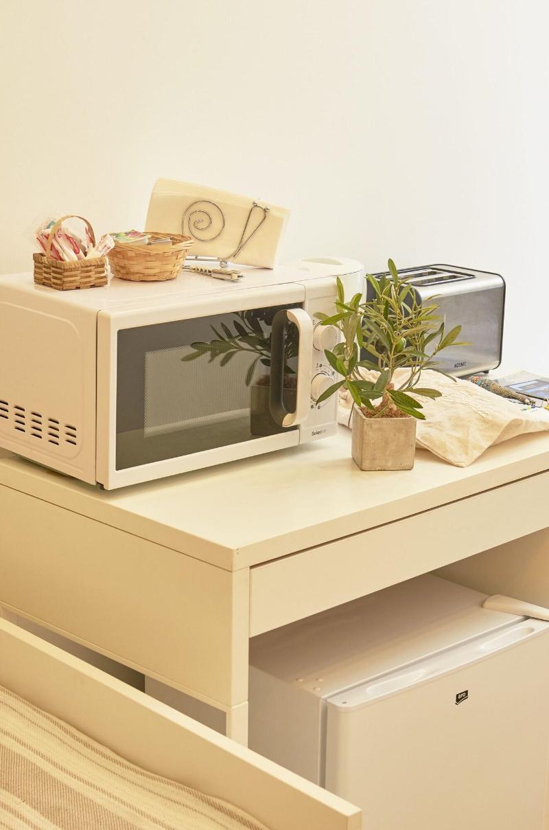 Lisbon Inn Bica Suites image