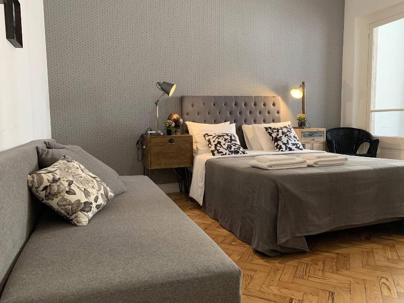 Dumont Lisbon Guesthouse image
