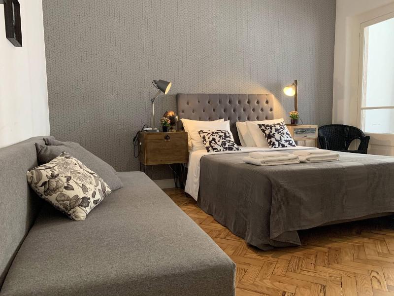 Dumont Lisbon Guesthouse image