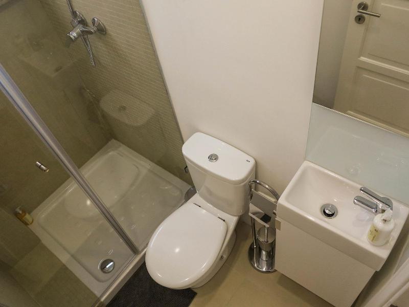 Dumont Lisbon Guesthouse image