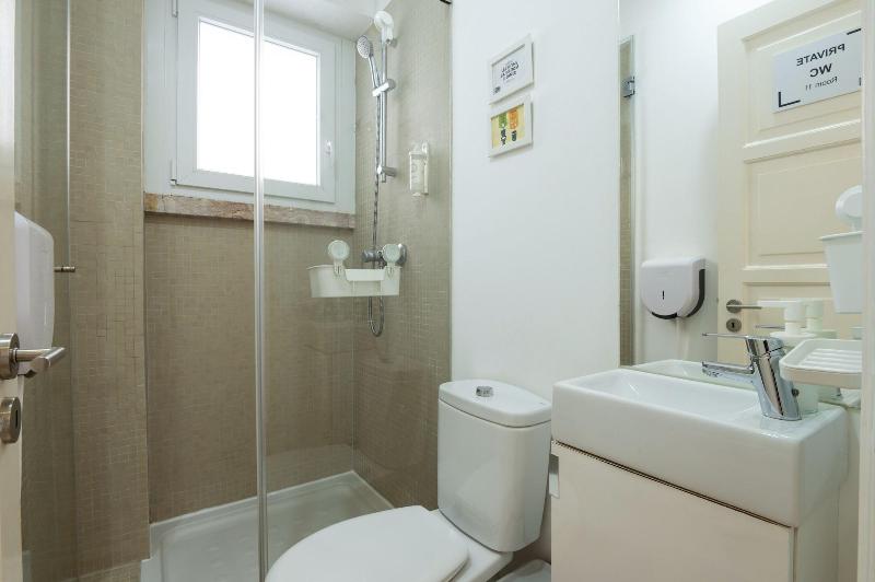 Dumont Lisbon Guesthouse image