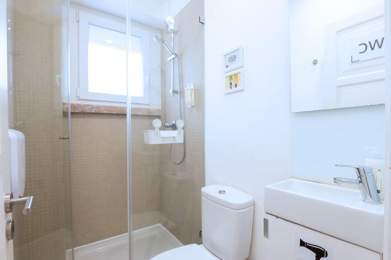 Dumont Lisbon Guesthouse image