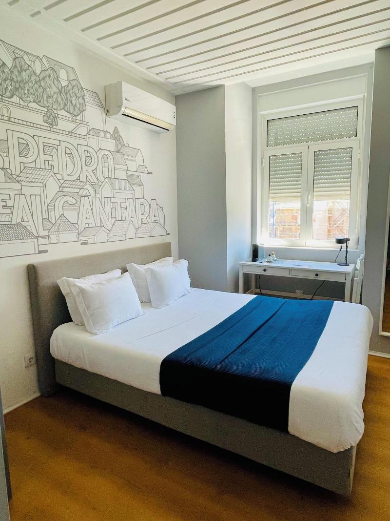 Lisbon Check-In Guesthouse image