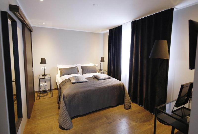 Keflavik Micro Suites image