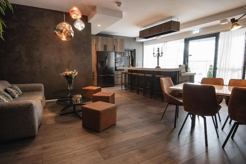 B14 Apartments & Rooms image