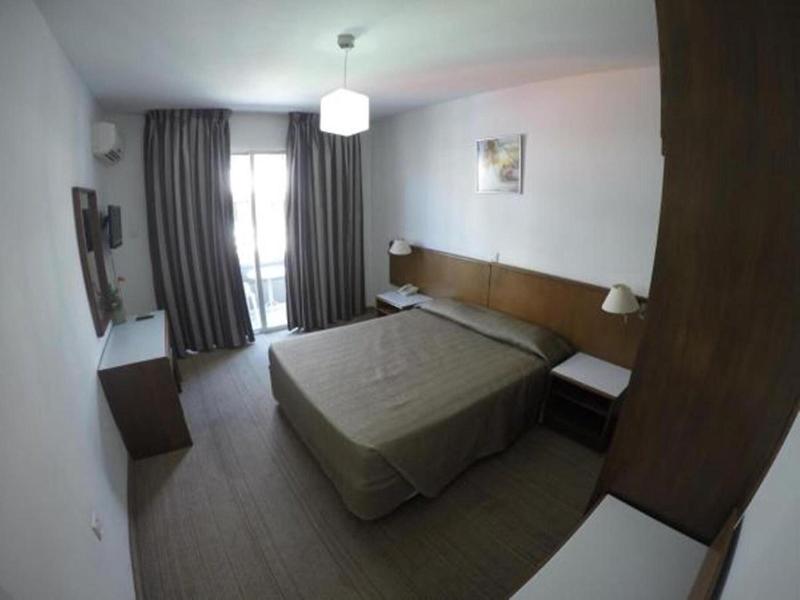 Les Palmiers Petrou Apartments image