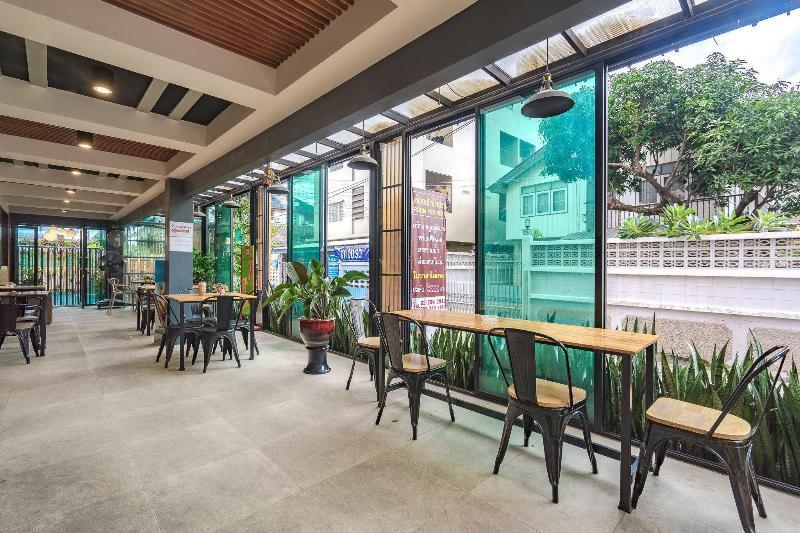Penyos Service Apartment image