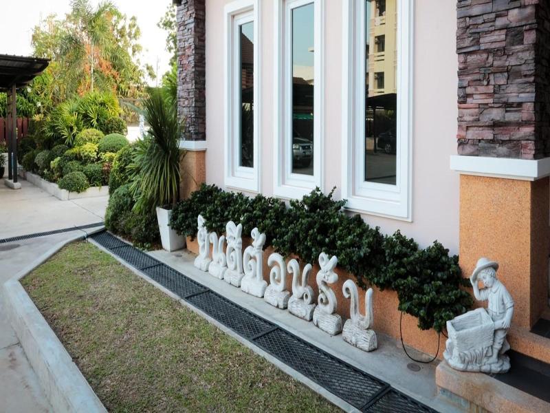Fortune Mansion