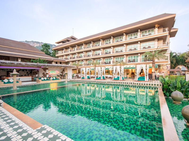 Romantic Resort And Spa