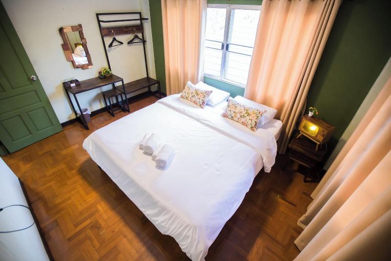Iroom Boutique House image