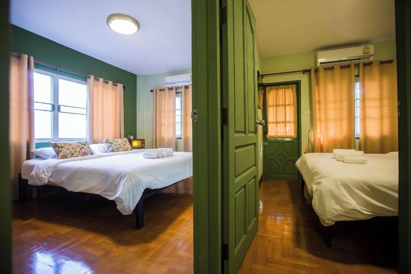 Iroom Boutique House image