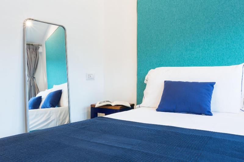 Boutique Suites 186 image
