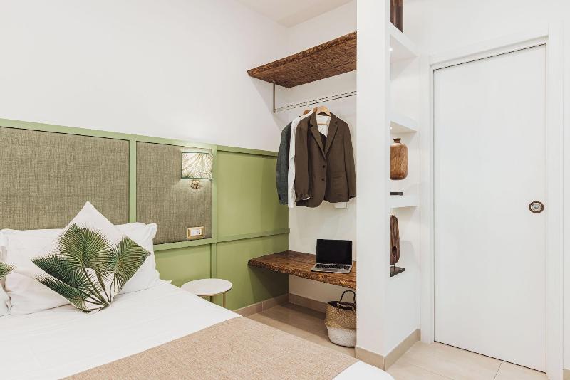 Boutique Suites 186 image