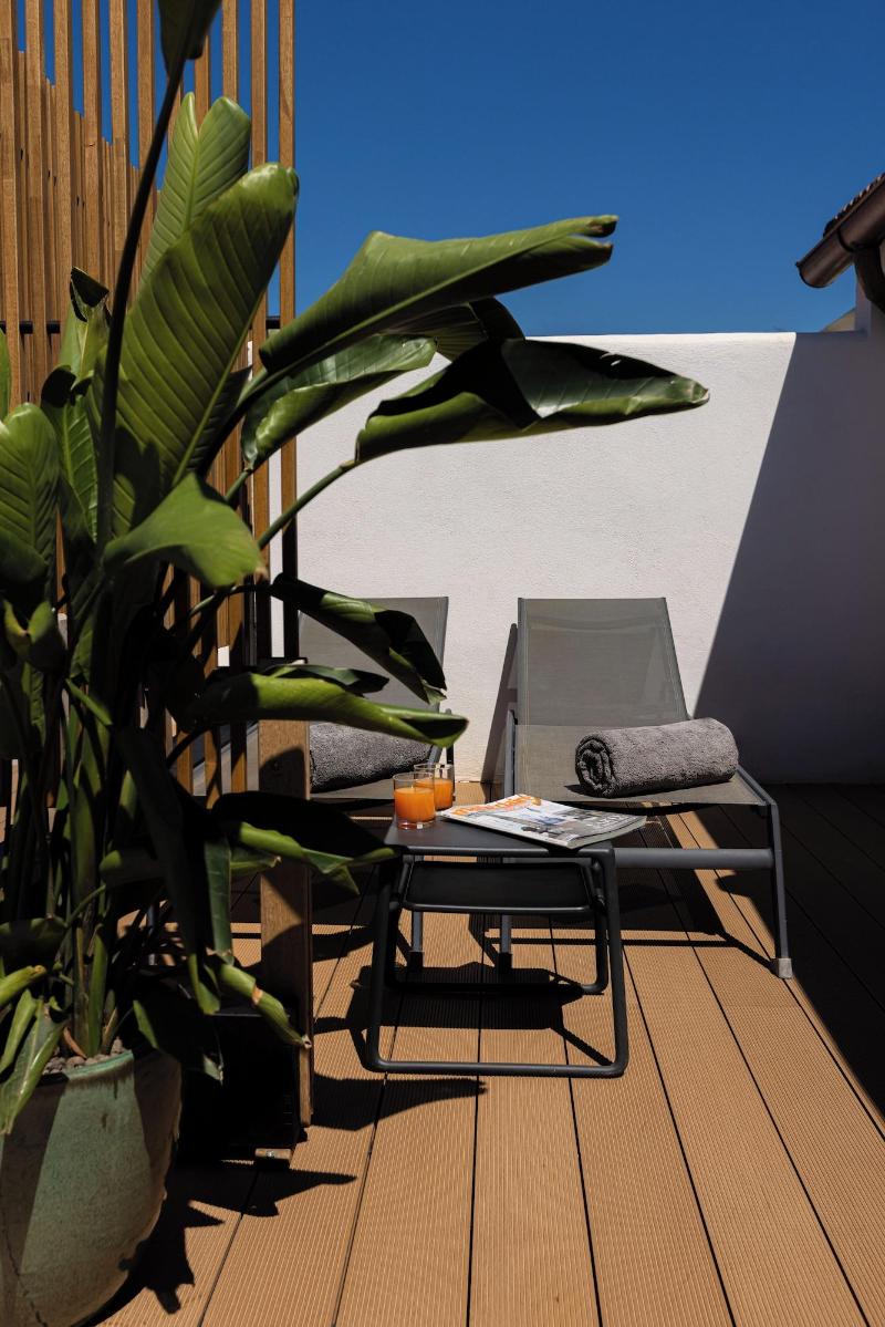 Boutique Suites 186 image
