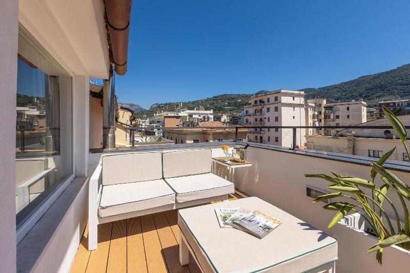 Boutique Suites 186 image