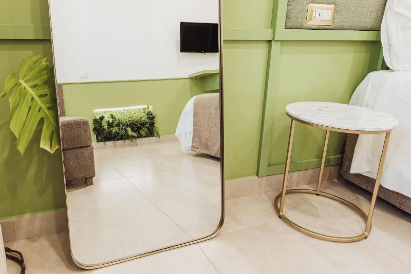 Boutique Suites 186 image