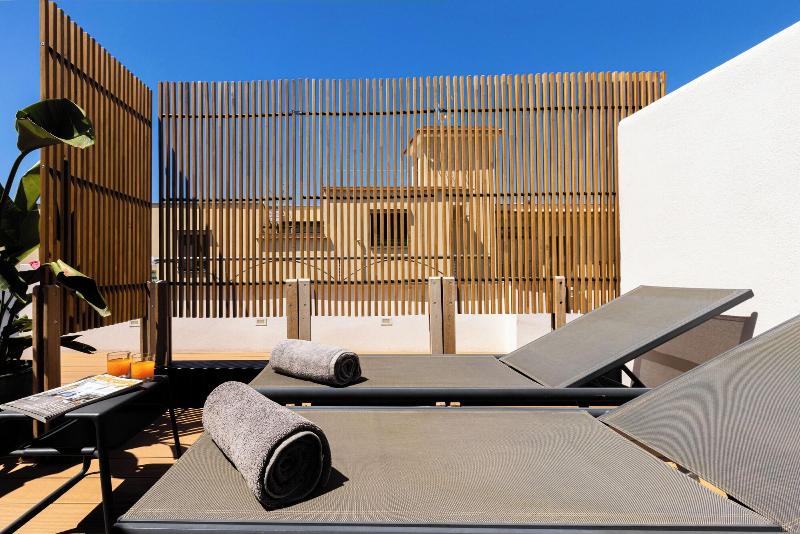 Boutique Suites 186 image
