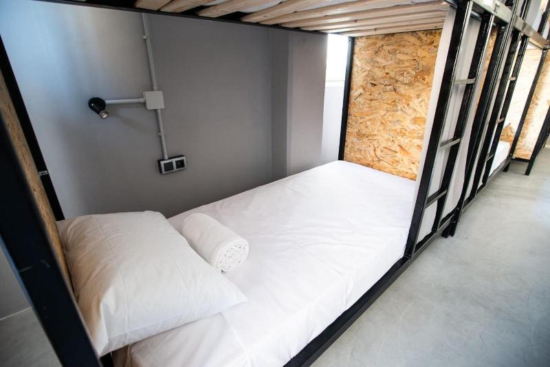 Bedway Athens Hostel image