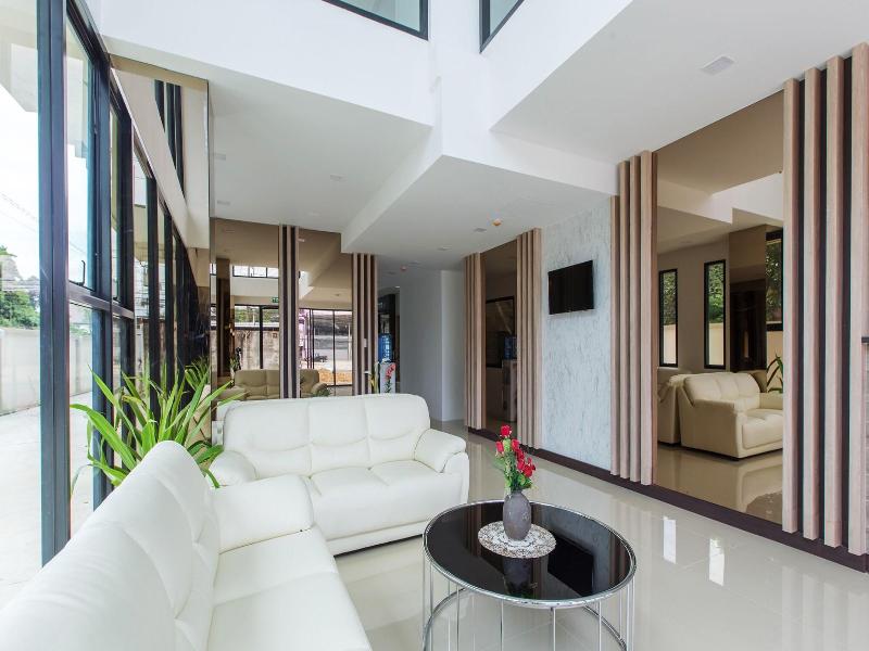 B2 Ubon Boutique & Budget Hotel