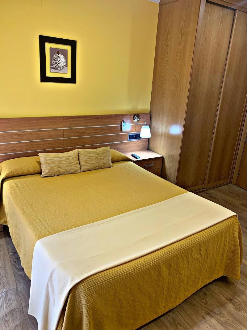 Hostal Doña Juana image