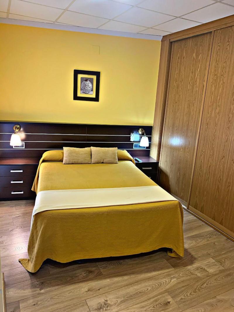 Hostal Doña Juana image
