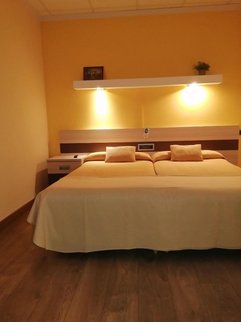 Hostal Doña Juana image