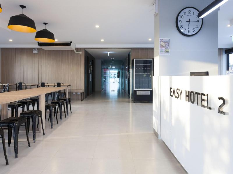 Easy Hotel 2
