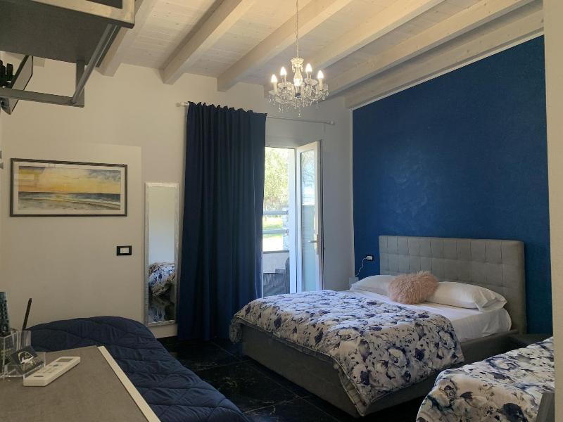 Garda Relais Luna Blu image
