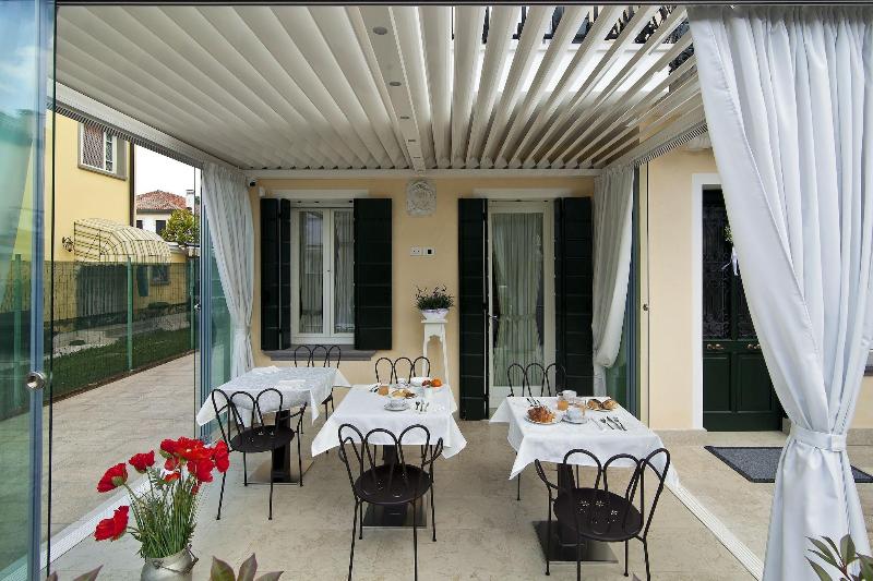 Chiara Lodge image