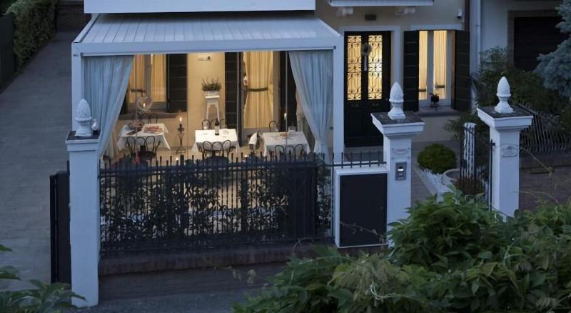 Chiara Lodge image