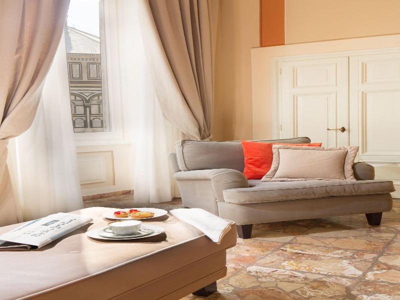 Cerretani Palace Luxury B&B image