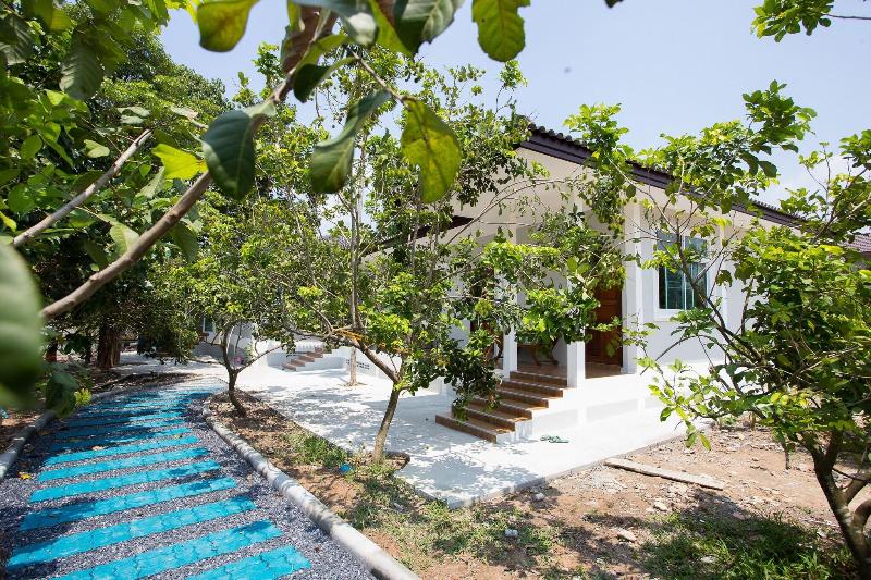 Baan Suan Khun Yaiy Nakhon Nayok image