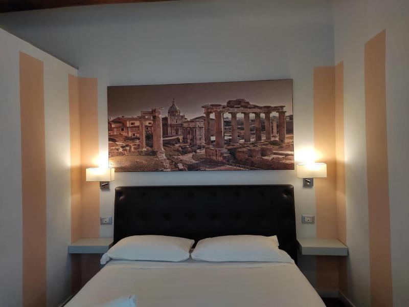 Relais Arco Della Pace image