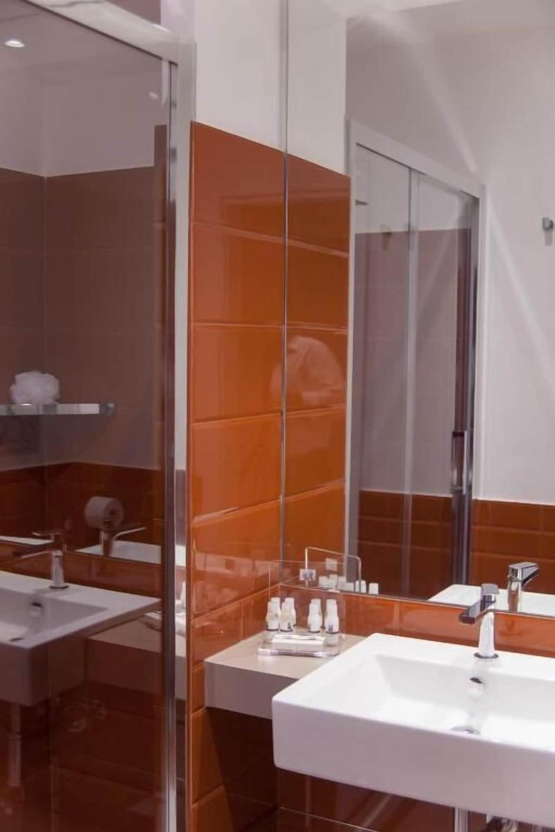 Lahouse Luxury Accommodation image