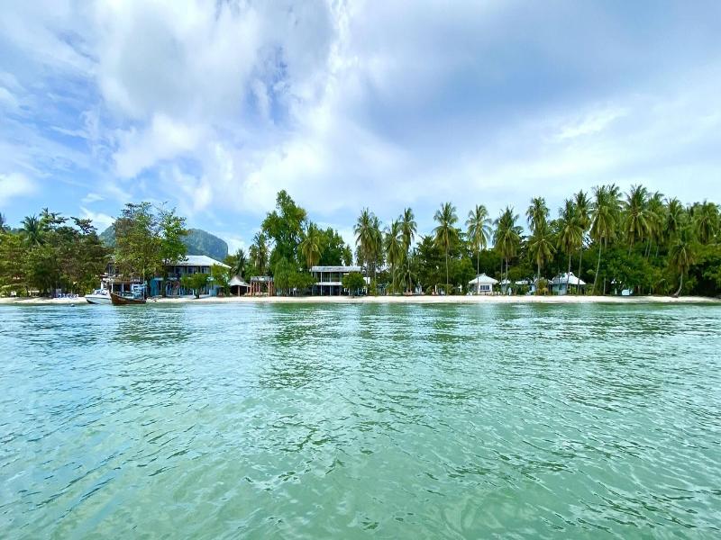Koh Mook Riviera Beach Resort