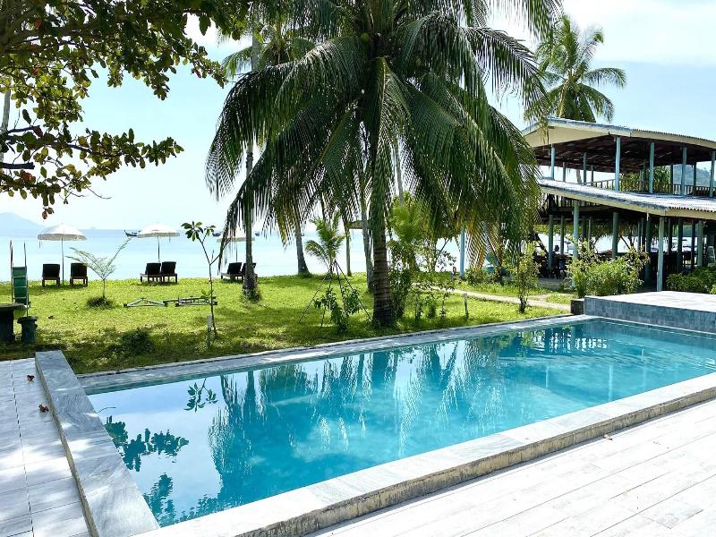 Koh Mook Riviera Beach Resort