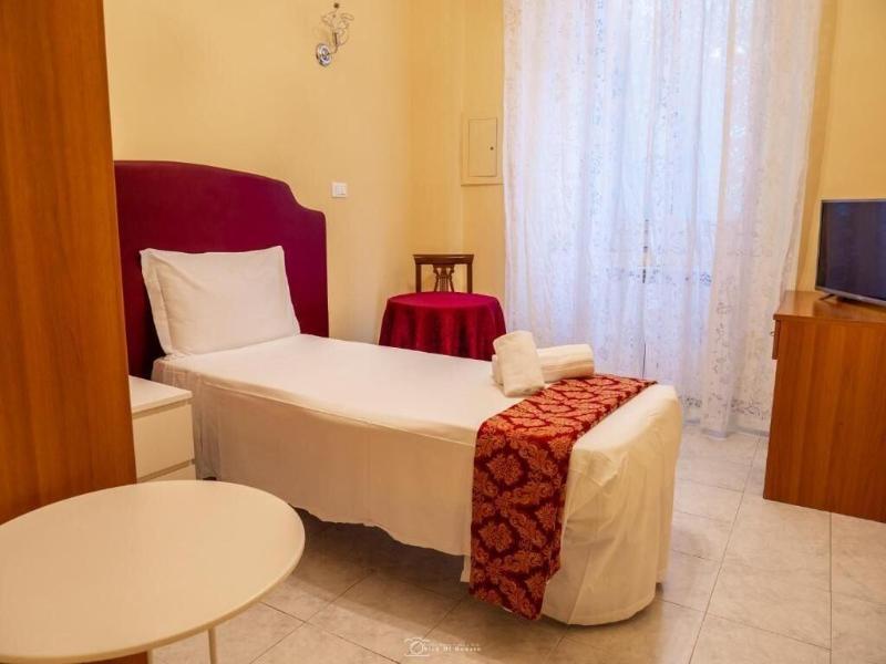 Miss Suite image