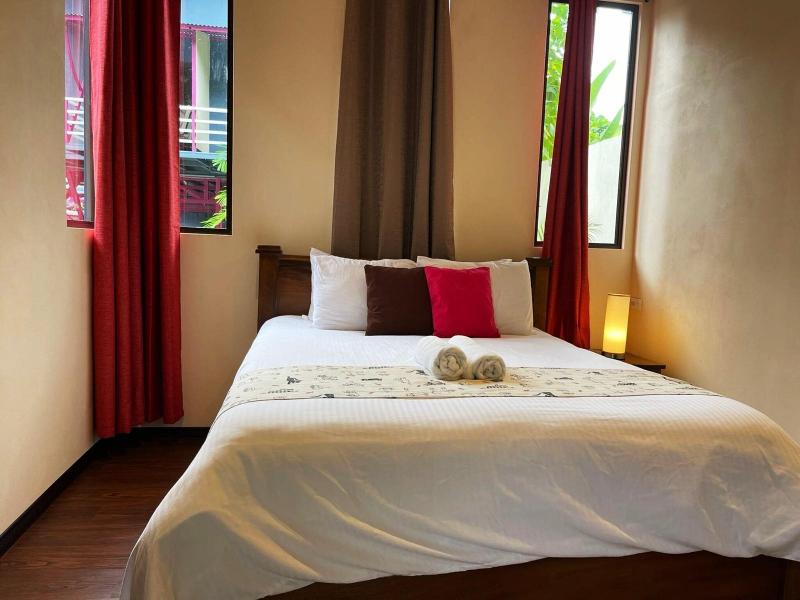 Millenium Manuel Antonio image