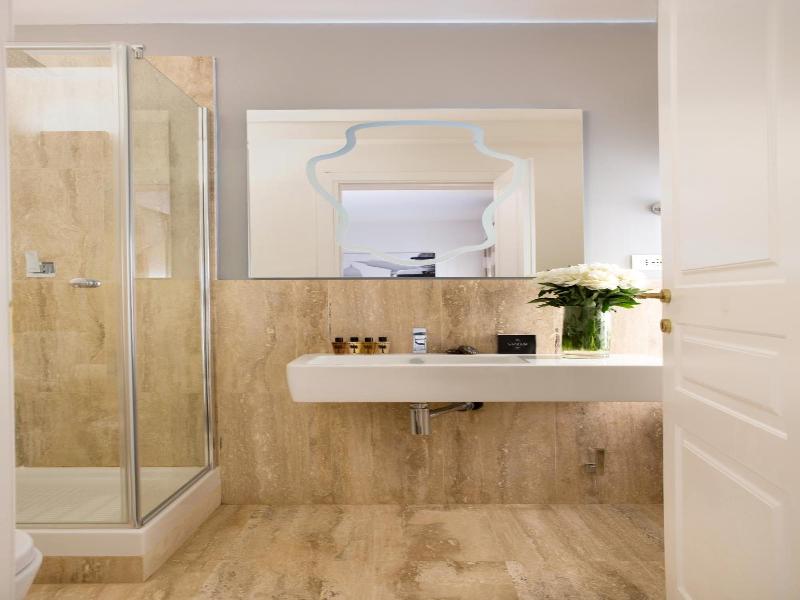 Via Del Corso Home image