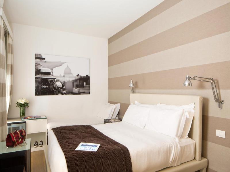 Via Del Corso Home image