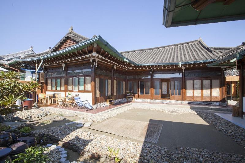 The Hanok image
